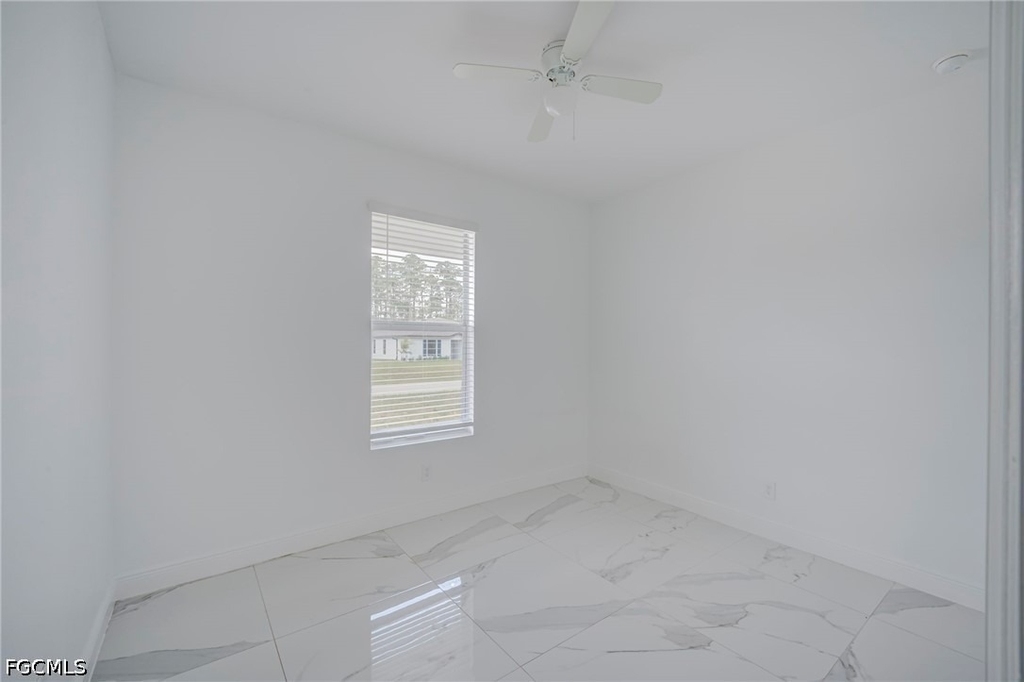 3306 56th Street W - Photo 13