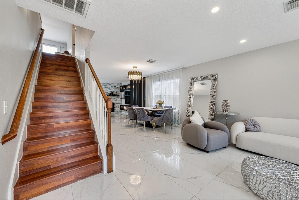 21202 Barker Canyon Lane - Photo 4