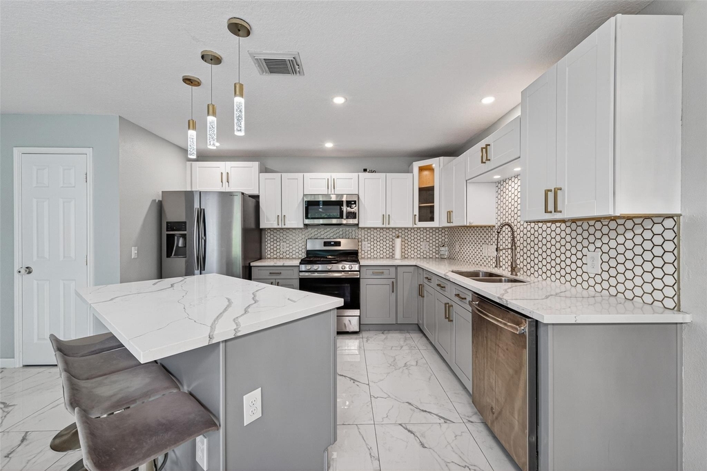 21202 Barker Canyon Lane - Photo 20