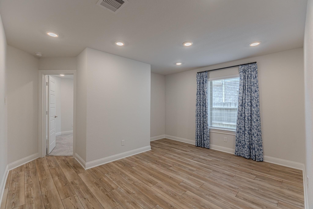 9840 Sweet Flag Court - Photo 30