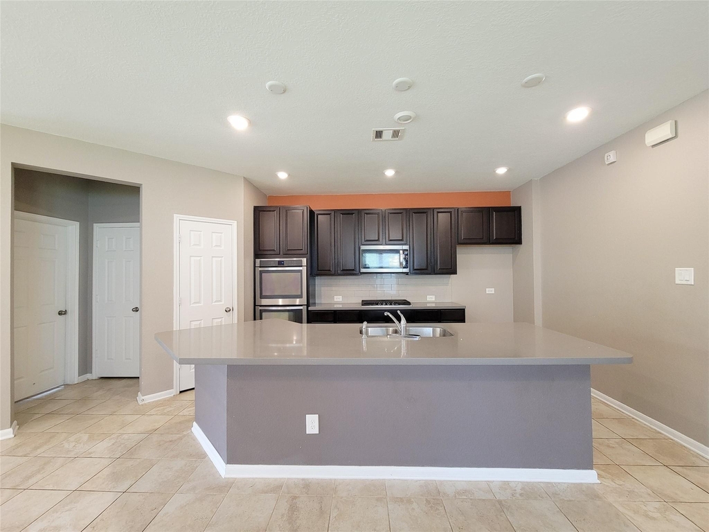 14202 Persimmon Woods Drive - Photo 5