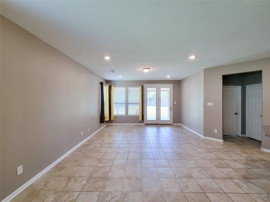 14202 Persimmon Woods Drive - Photo 3