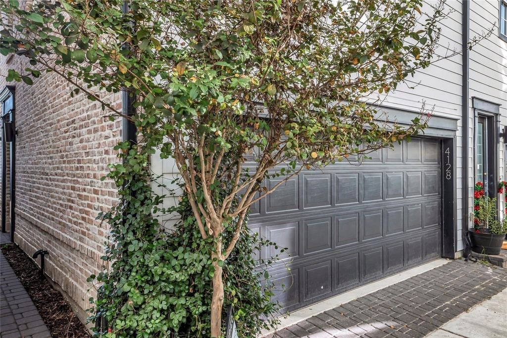 4128 Willowbend Boulevard - Photo 3