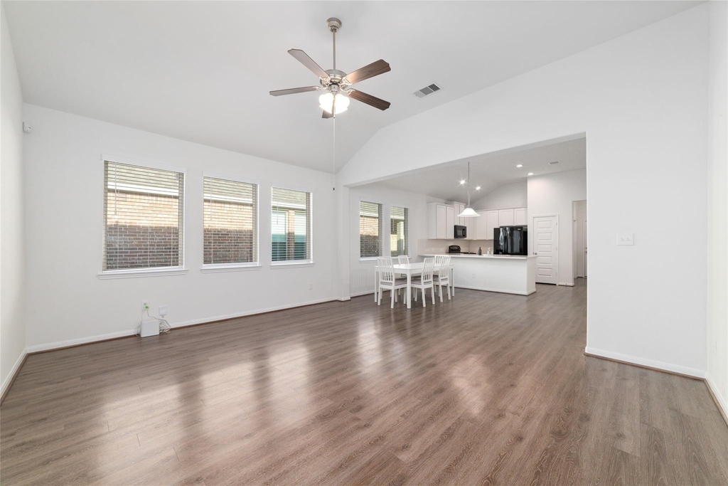 2826 Painted Sunrise Trail - Photo 4