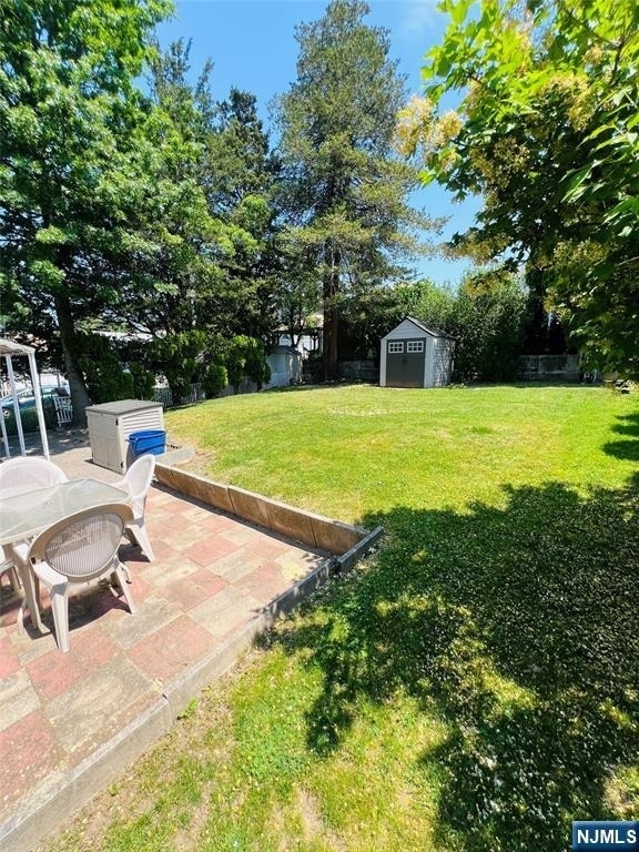18 Pershing - Photo 3