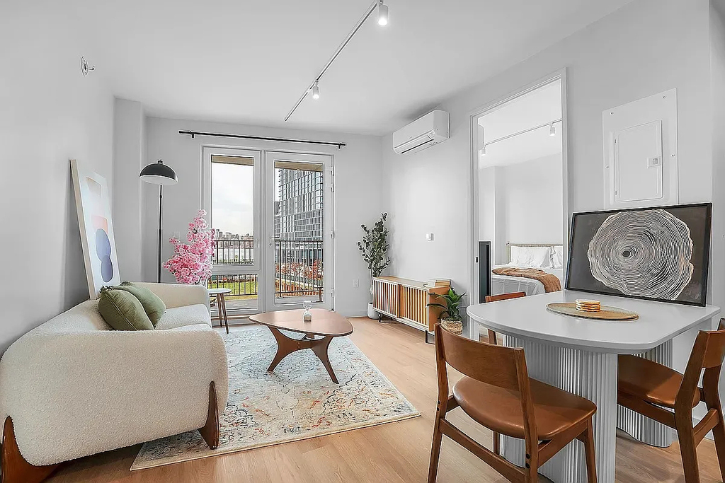 16 West Street - Photo 2