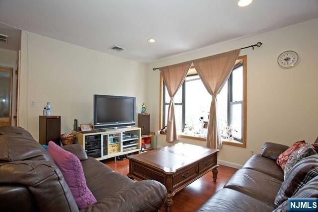 109 Sanial - Photo 3