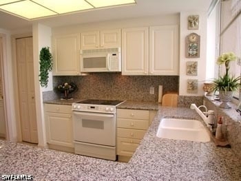 7117 Pelican Bay Boulevard - Photo 5