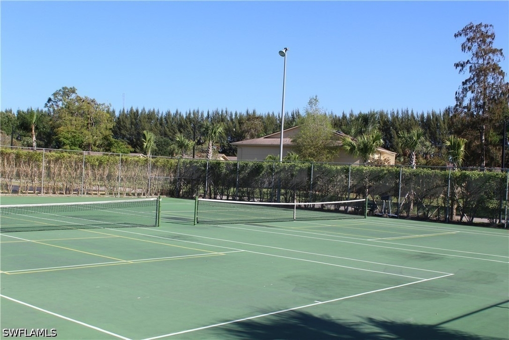400 Forest Lakes Boulevard - Photo 2