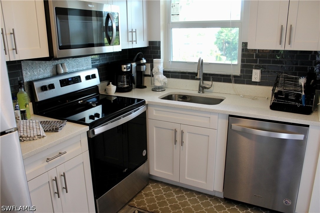 400 Forest Lakes Boulevard - Photo 4