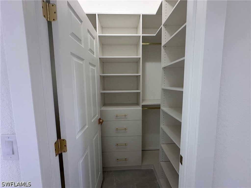 2220 Se 18th Avenue - Photo 25