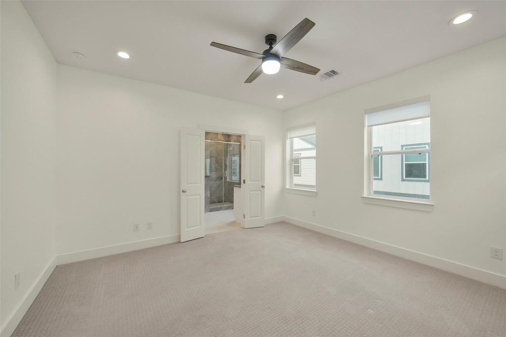 760 W Donovan Street - Photo 16