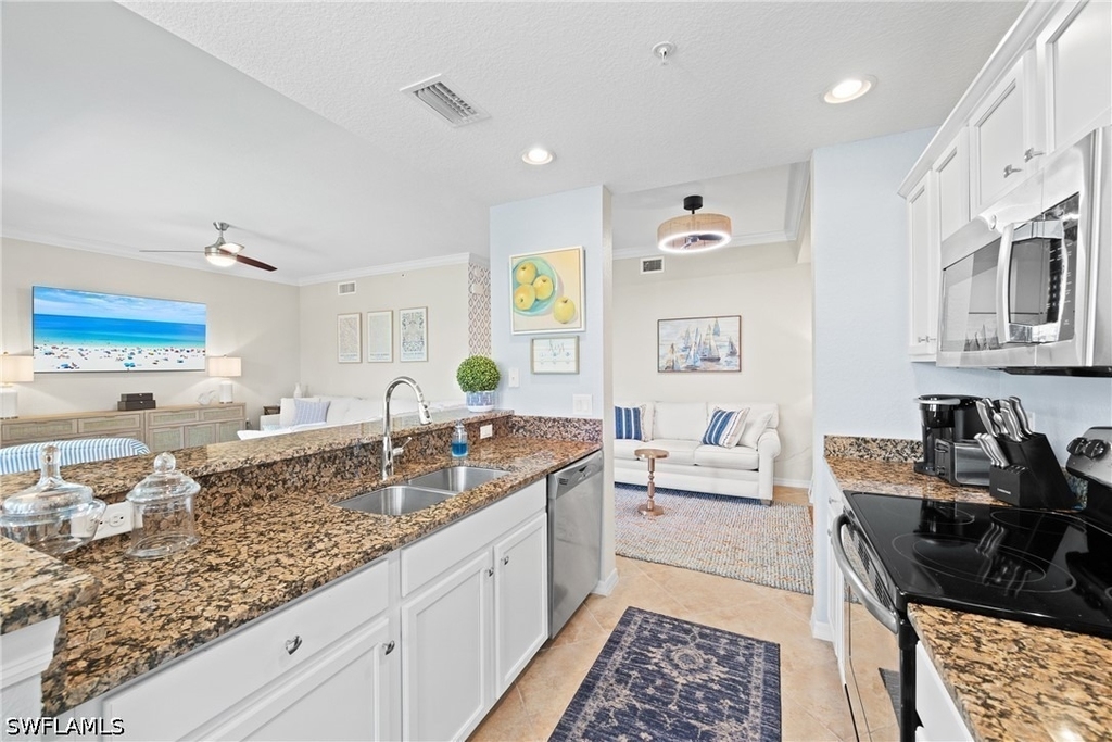 9715 Acqua Court - Photo 7