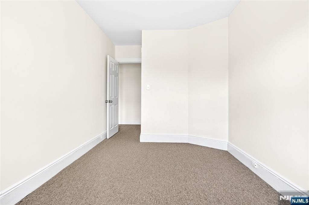 825 Main - Photo 34