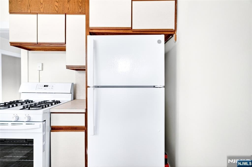825 Main - Photo 19