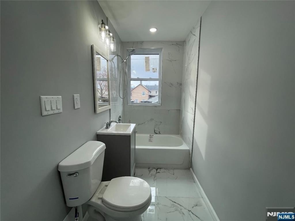 159 Union - Photo 6