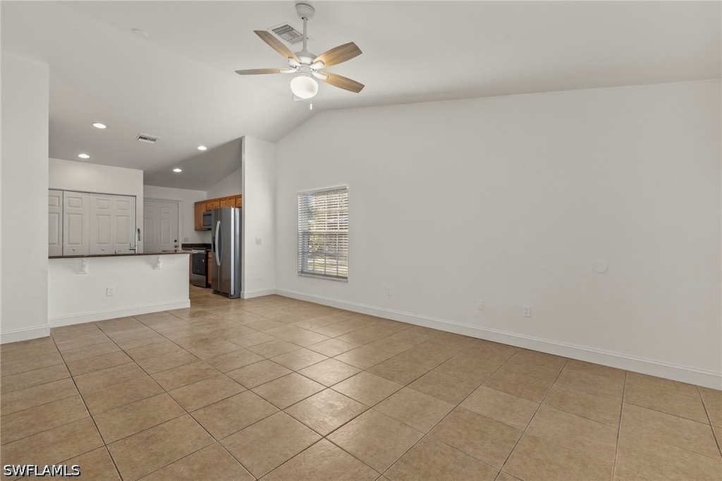 6254 Vista Garden Way - Photo 4