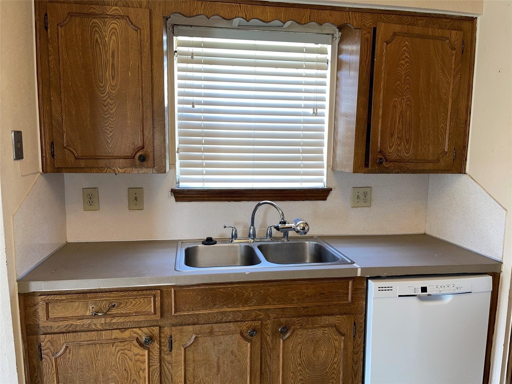 2215 Winter Bay Lane - Photo 1