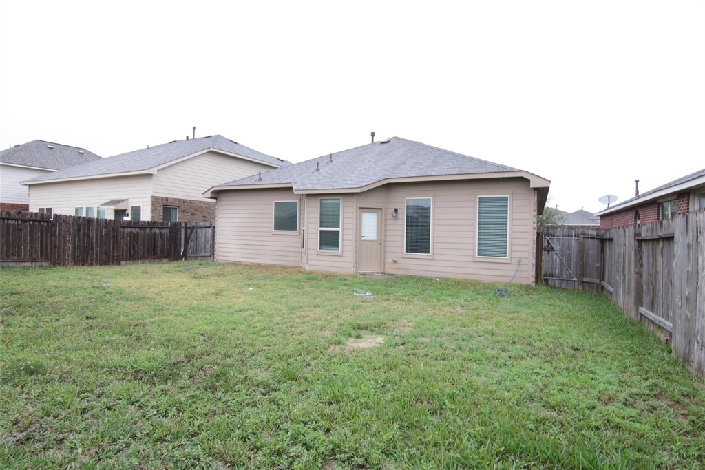 20419 Newcastle Ridge Lane - Photo 2