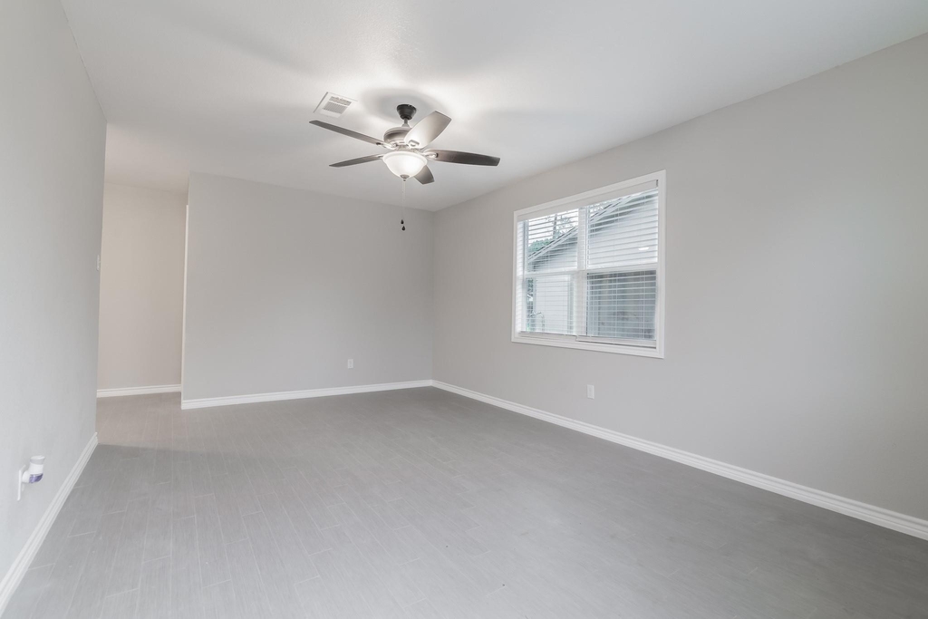 101 Will Street - Photo 2