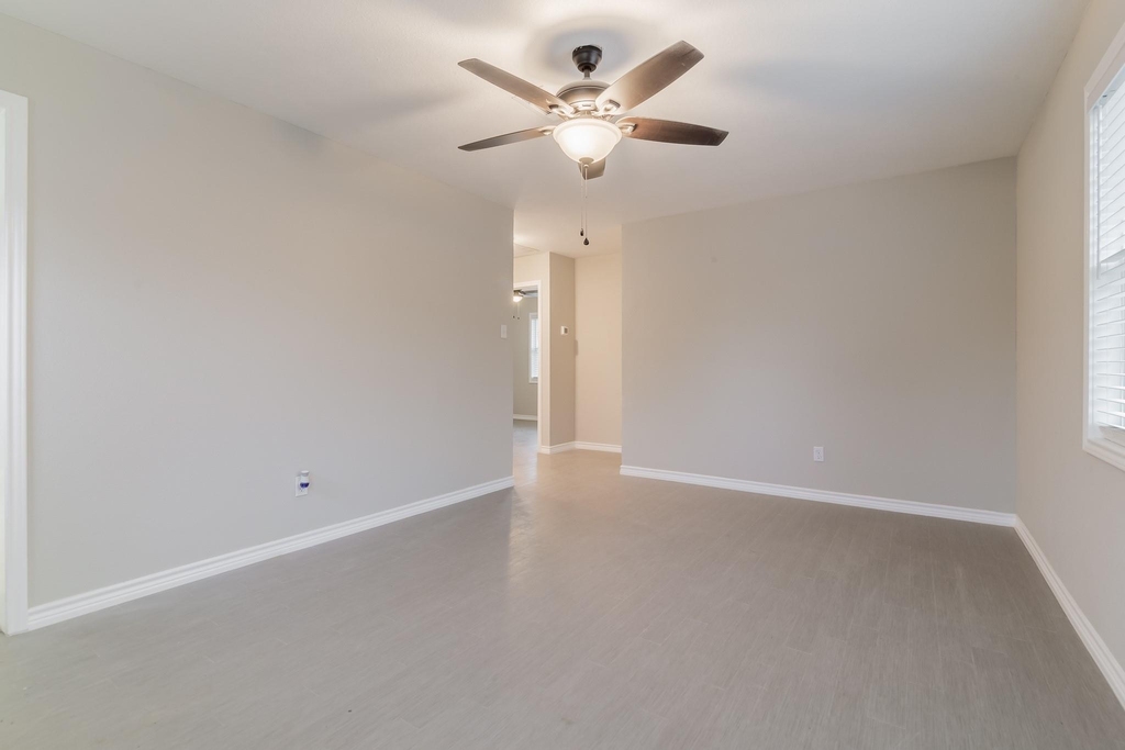 101 Will Street - Photo 19
