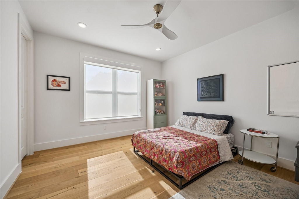 3020 University Boulevard - Photo 19