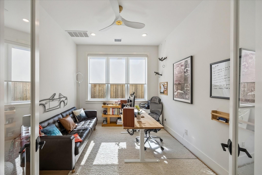 3020 University Boulevard - Photo 6