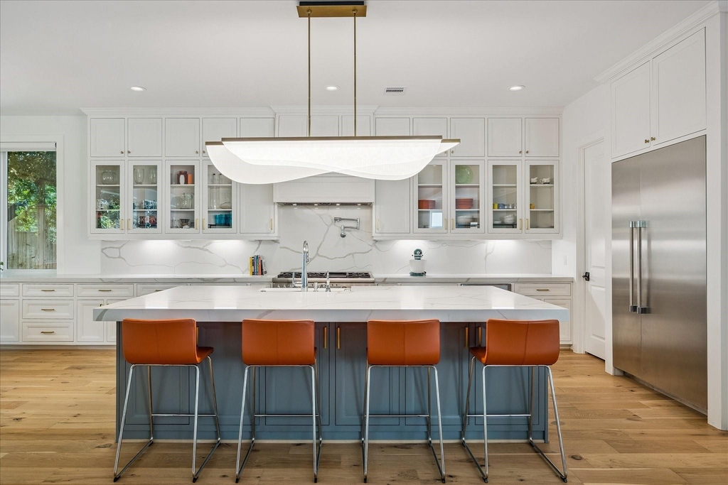 3020 University Boulevard - Photo 2