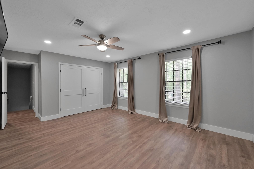 14 E Wandering Oak Drive - Photo 7