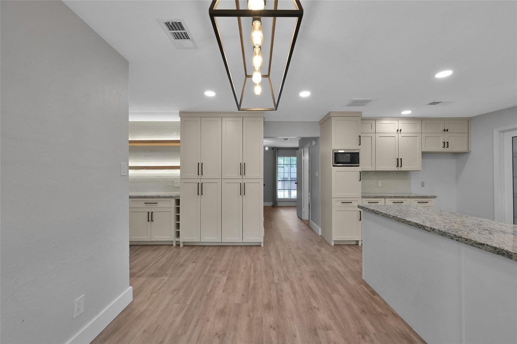 14 E Wandering Oak Drive - Photo 35