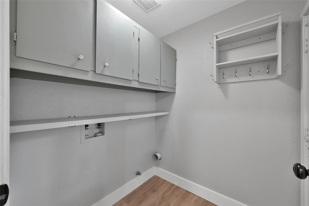 14 E Wandering Oak Drive - Photo 1