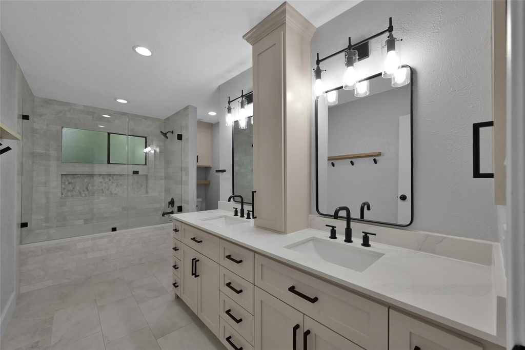14 E Wandering Oak Drive - Photo 8