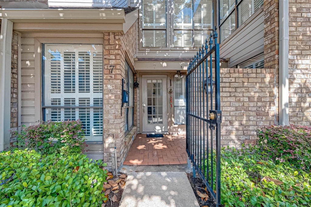 1908 Augusta Drive - Photo 0