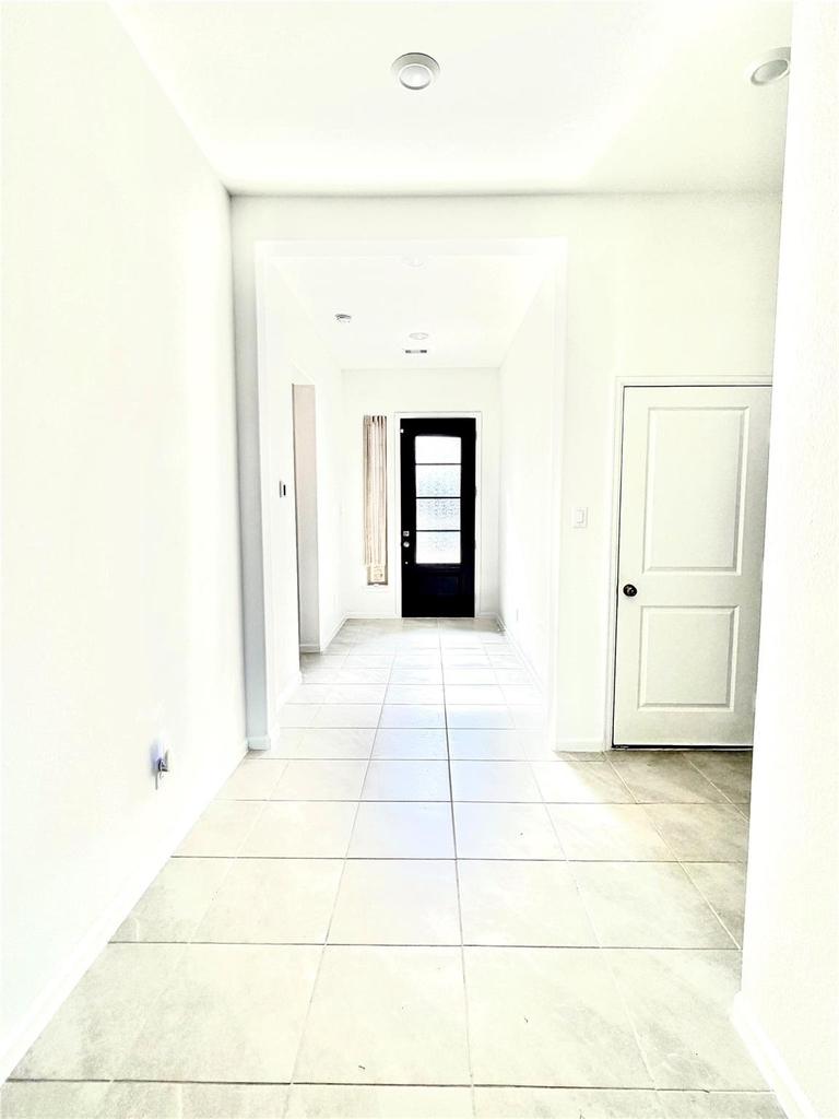 3715 Rock Ledge Drive - Photo 4