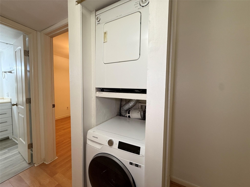 845 Augusta Drive - Photo 9