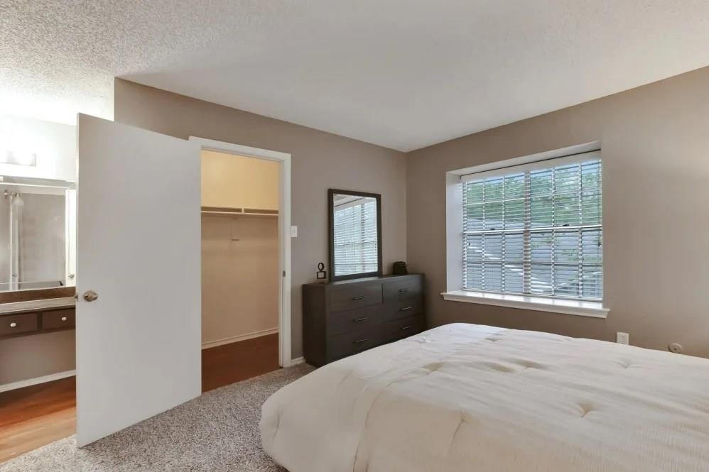 4401 Glenview Court - Photo 6