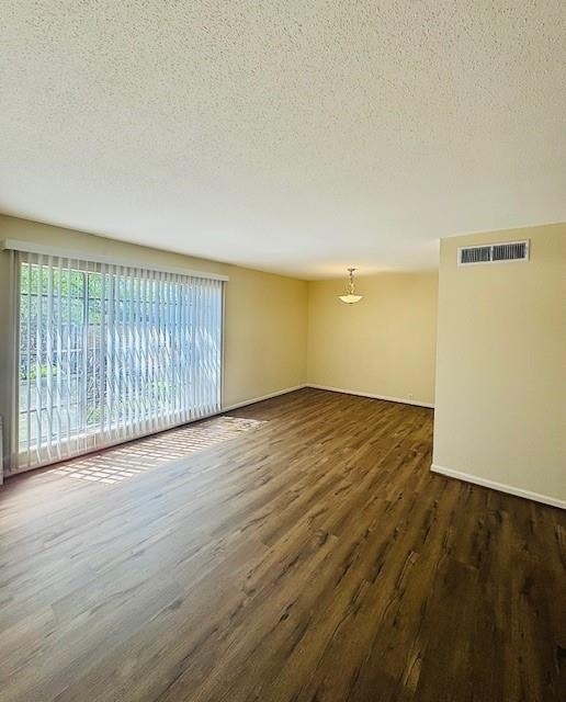 2201 Fountain View Drive - Photo 2