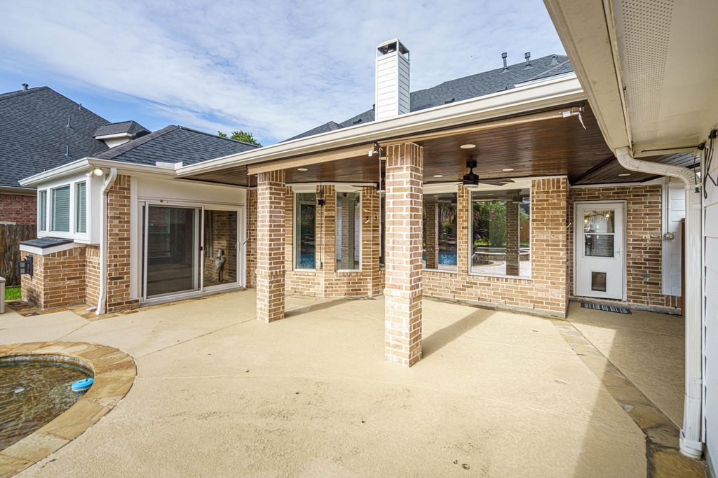 6331 Collina Springs Court - Photo 10