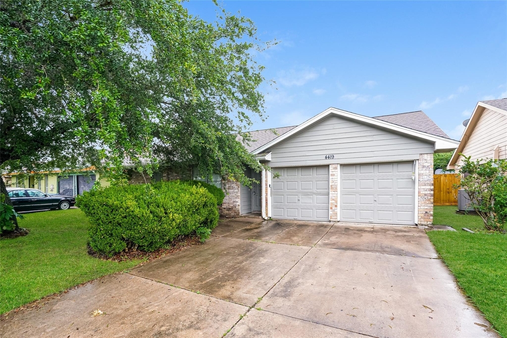 4419 Curly Oaks Drive - Photo 0