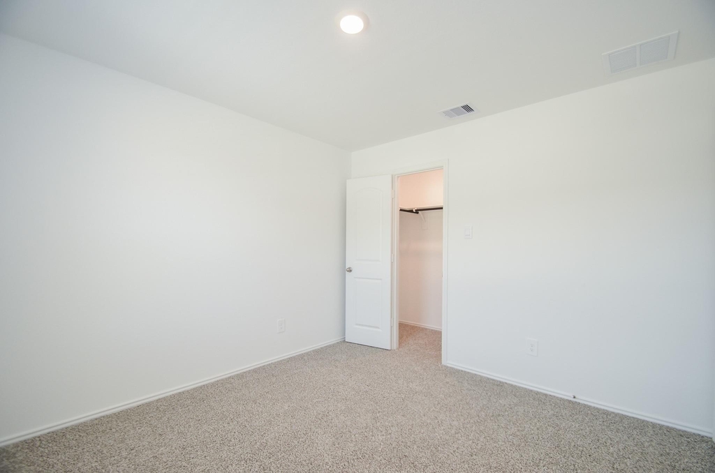 5778 Hampton Valley Dr - Photo 19