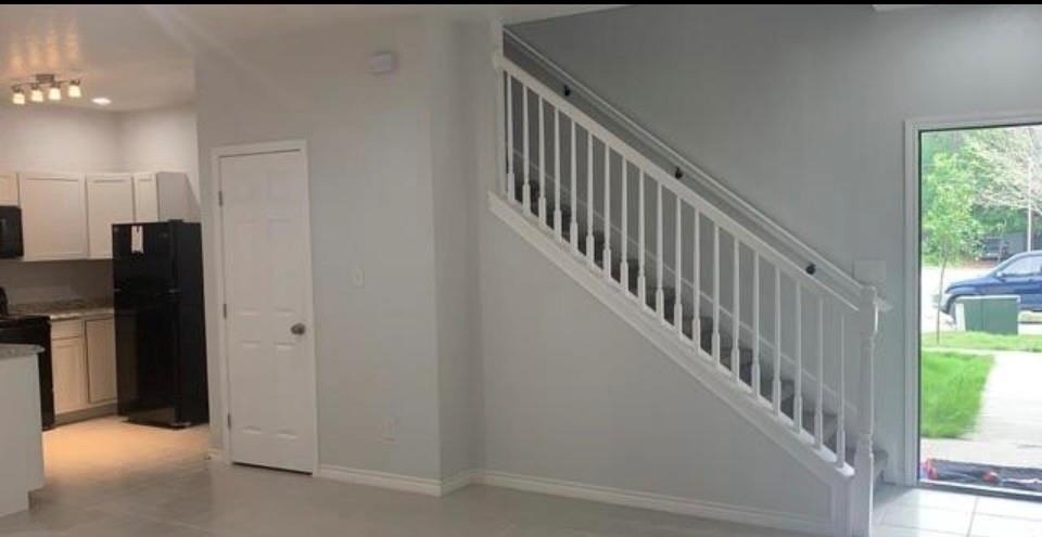 11 Oak Plaza Plaza - Photo 3