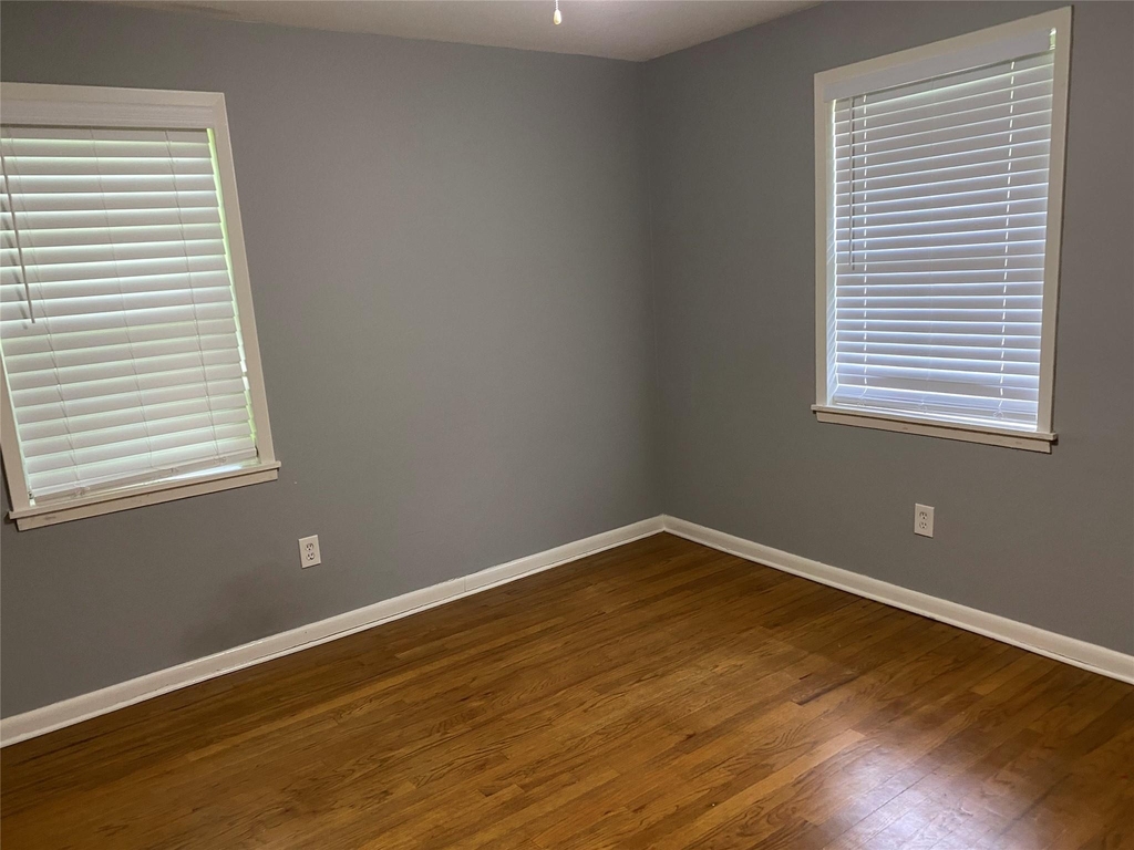 1702 19th Street - Photo 9
