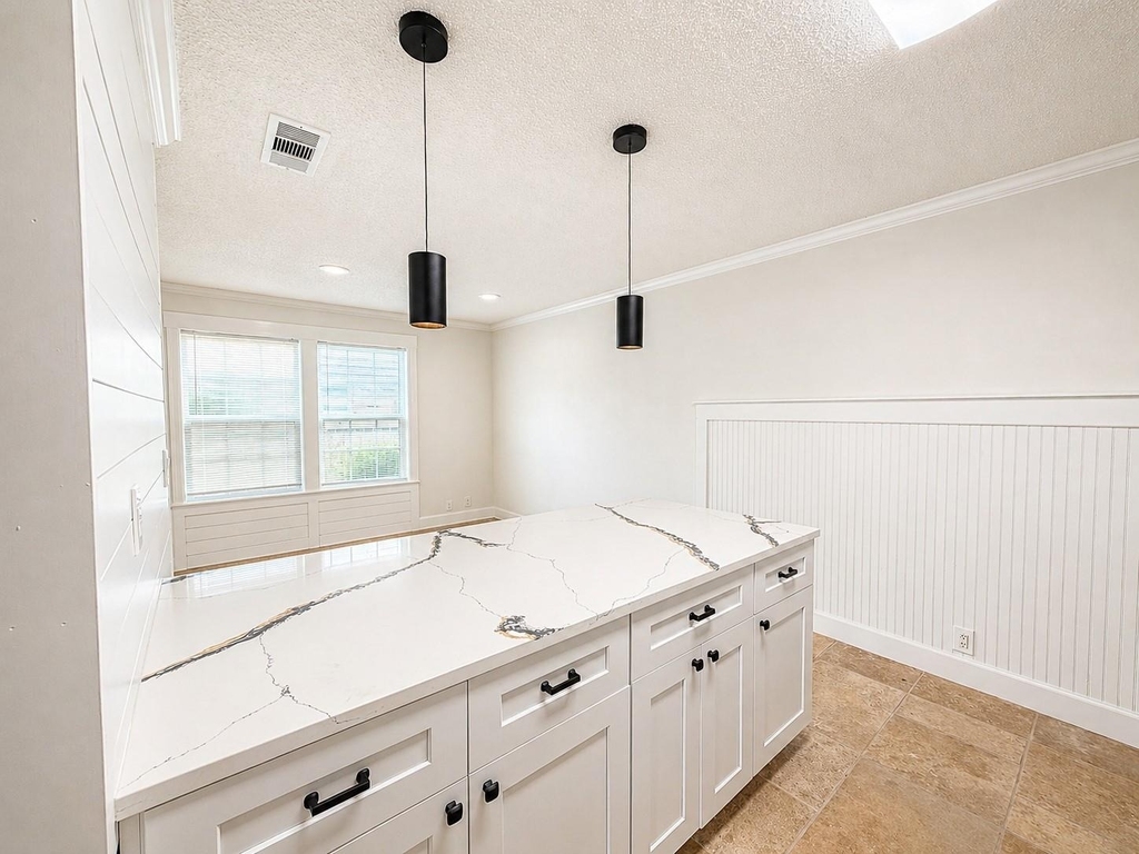 7 Carol Court - Photo 1