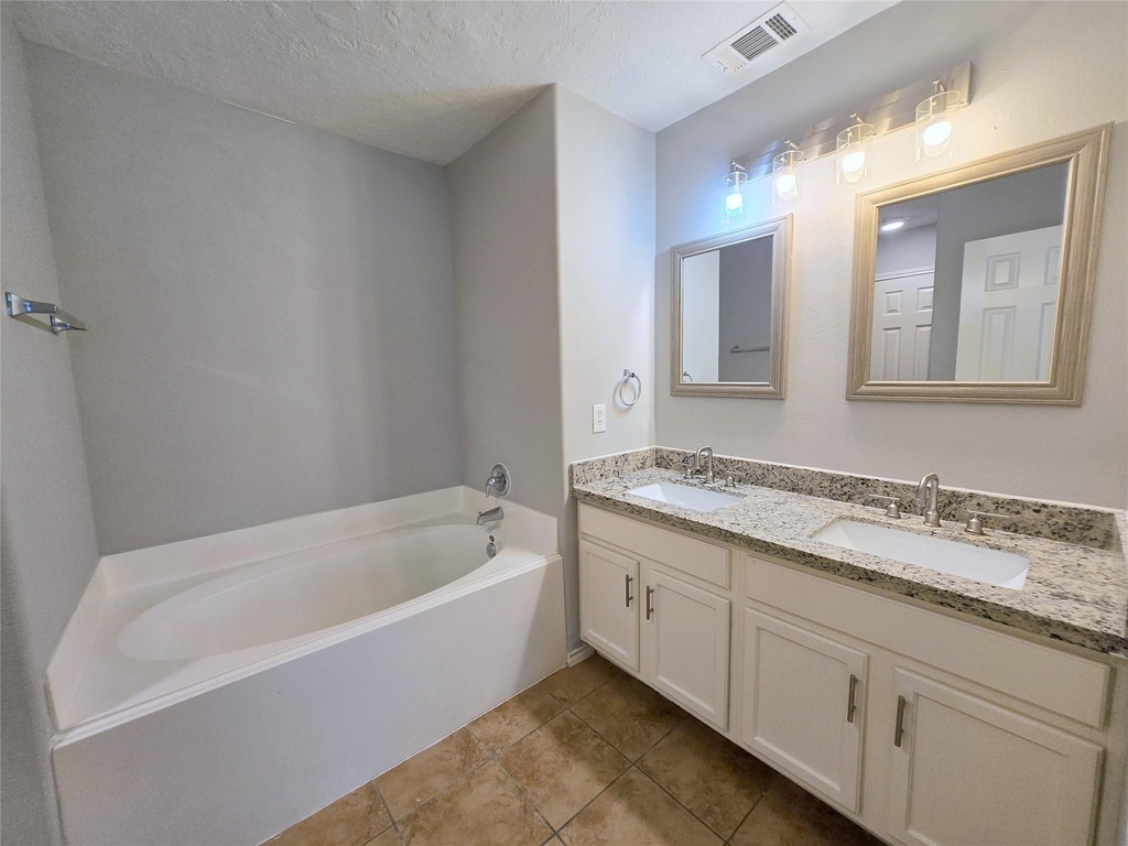 1423 Stone Bluff Drive - Photo 15
