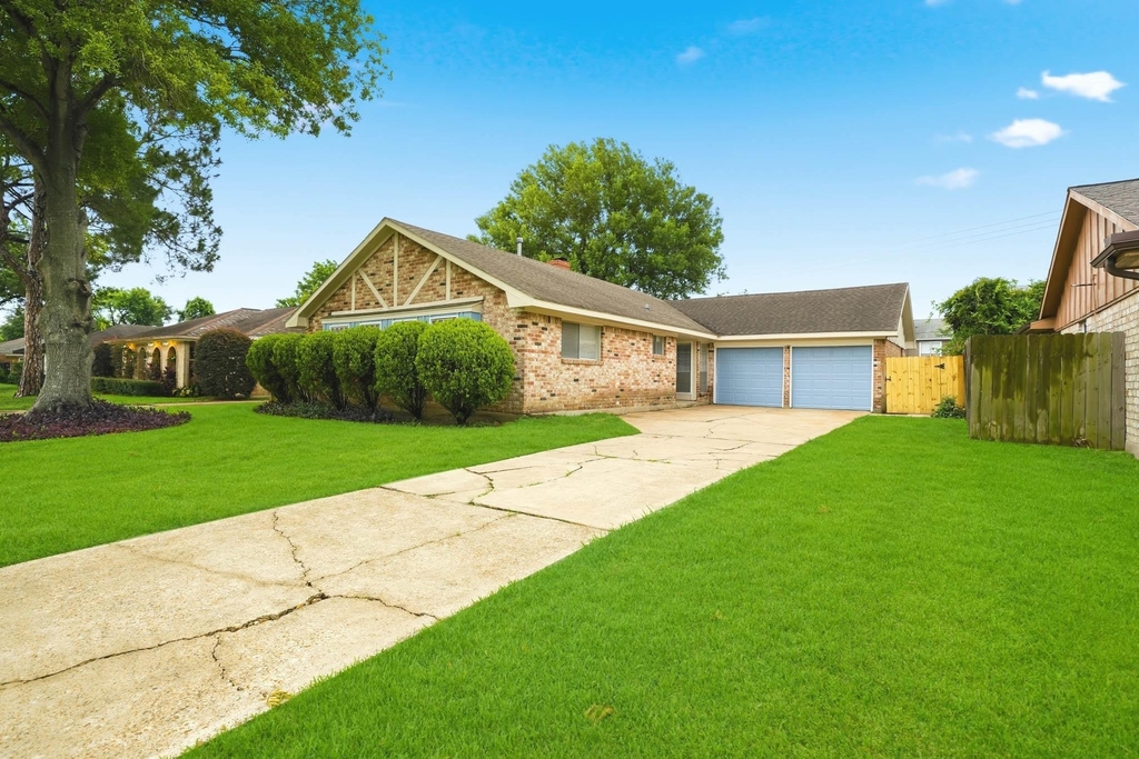 12931 Westella Drive - Photo 1