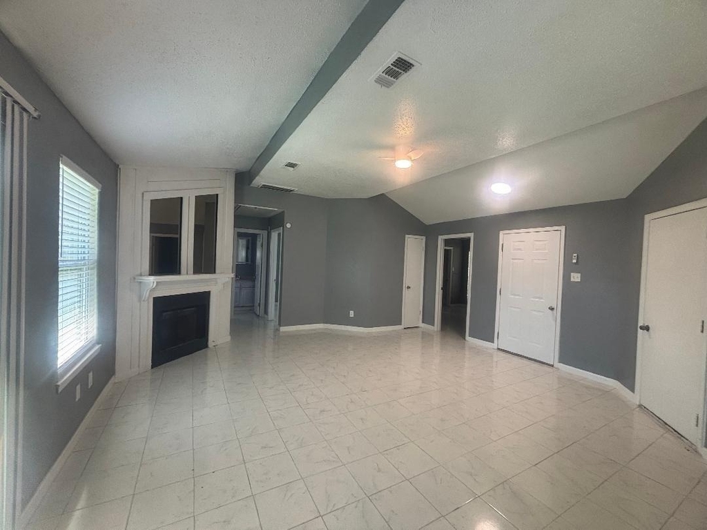 7218 Arista Drive - Photo 3