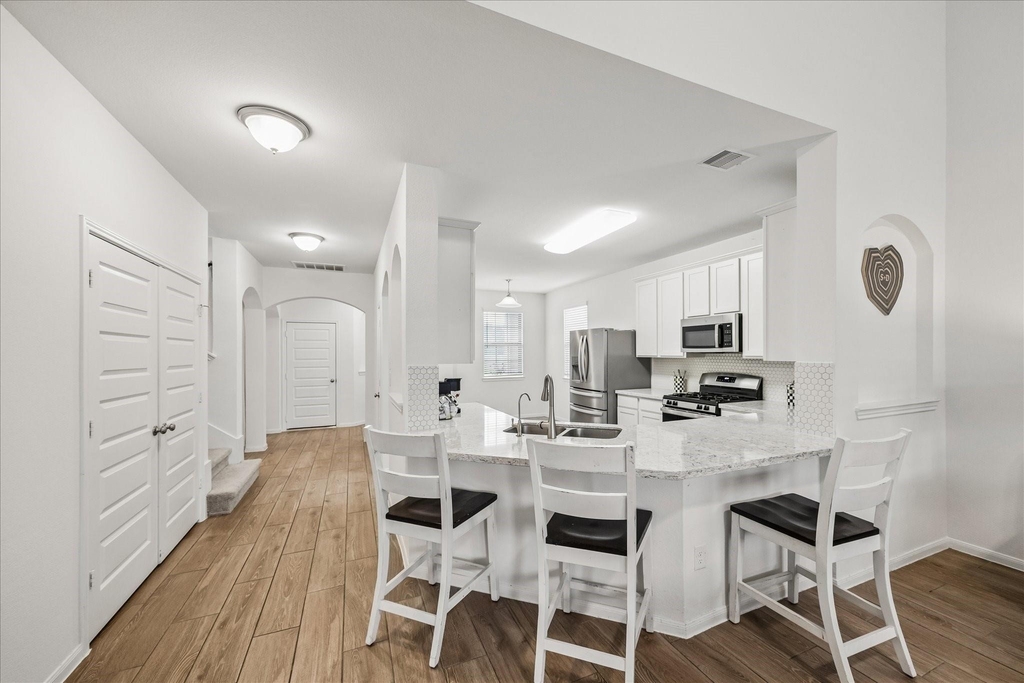 1189 Bluebonnet Trail - Photo 8