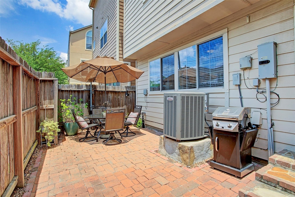 5806 Kansas Street - Photo 22