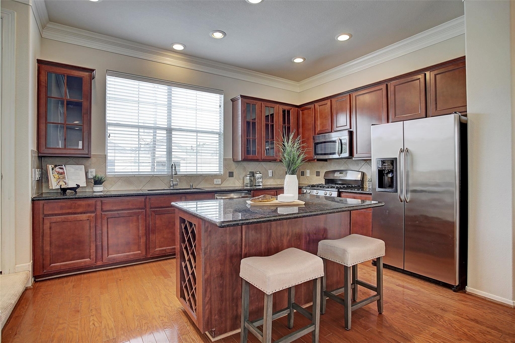 5806 Kansas Street - Photo 10