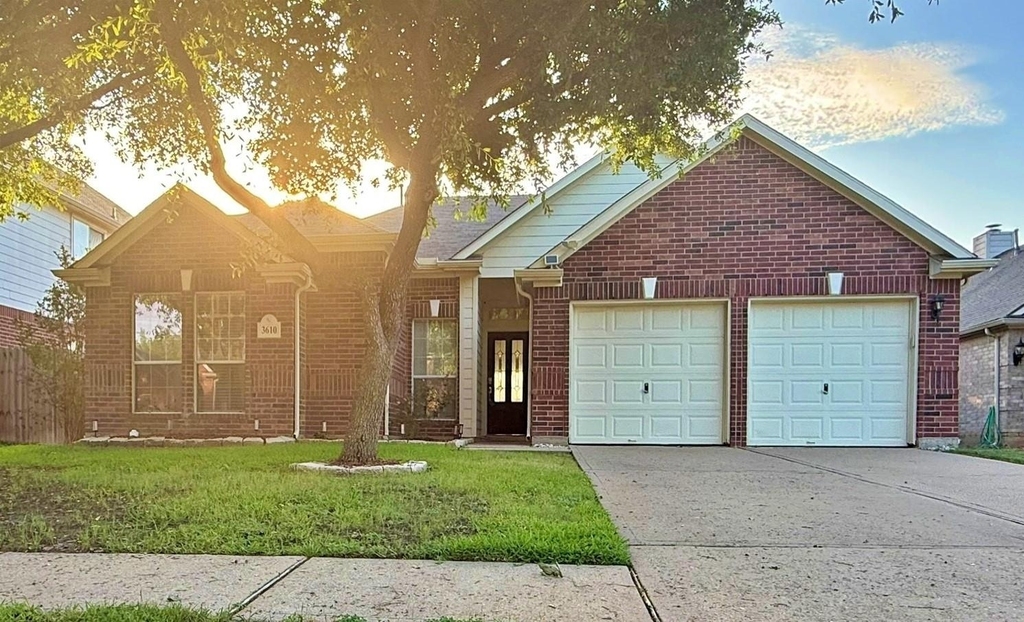3610 Maple Pass Court - Photo 1